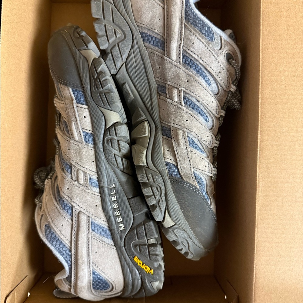 Merrell Women's Moab 2 Vent Low Hiking Shoes Boots Smoke Gray J035896 Size 8.5